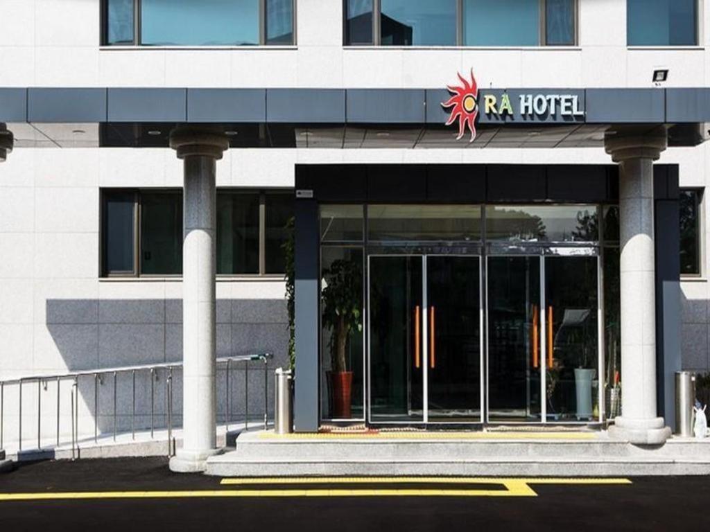 Ra Tourist Hotel Jeju Exterior foto